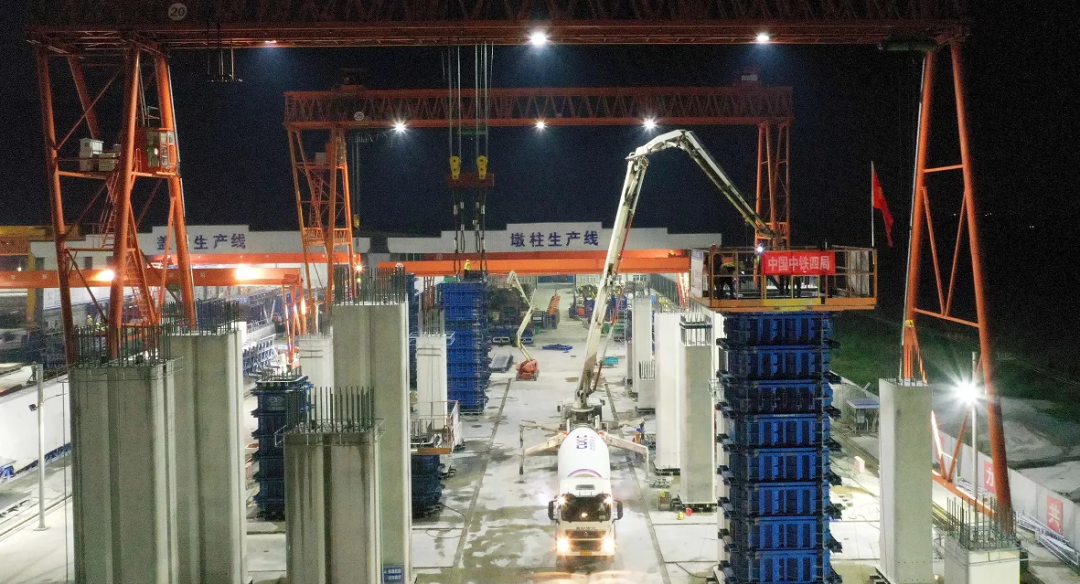 6月底主线桥通车!崇文大道跨宁安大道全部168根桩基施工完成