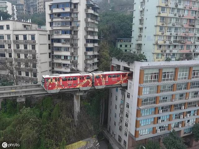 世界上的十大奇葩建筑,中国的最有价值,也最好看,中用吗?