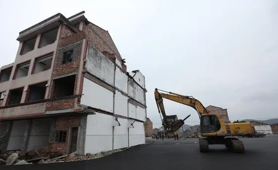 房屋拆迁了就变“违建”?认定违法建筑可没那么简单